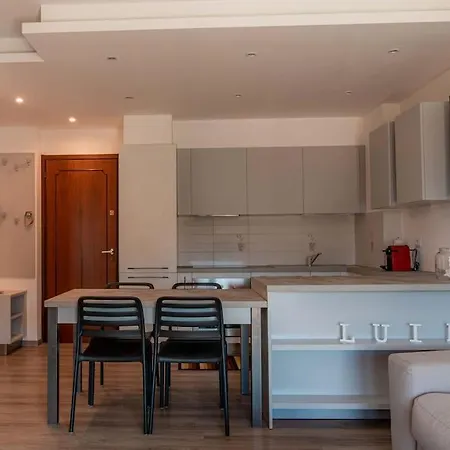Apartment 19 Luino